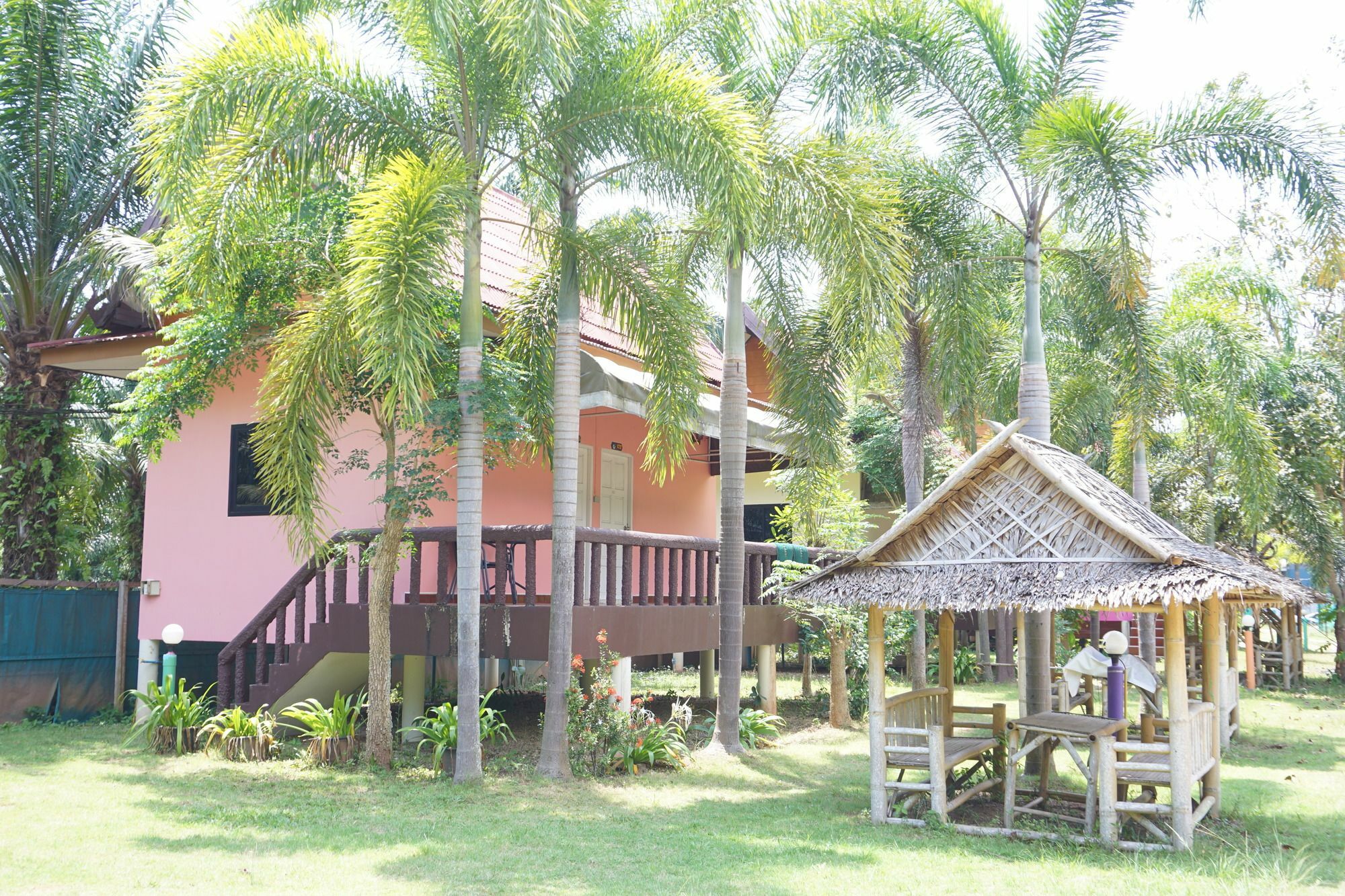 Paifha Beach Resort Pathio Exterior photo